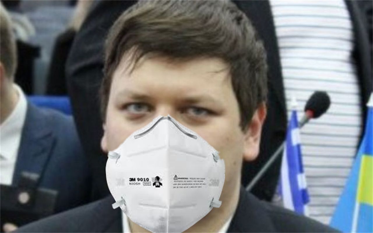 Чи впізнаєте Ви відомих херсонців у масці?