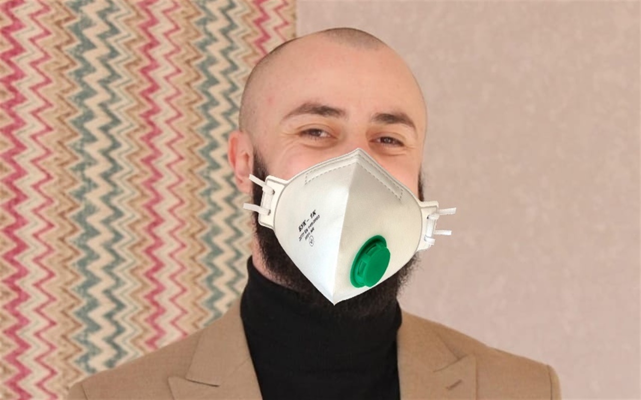 А ти зможеш впізнати відомих волновасьців у масках?