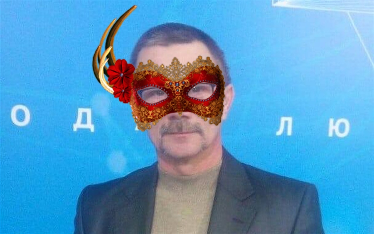 Відгадайте відомих сватівчан у масках