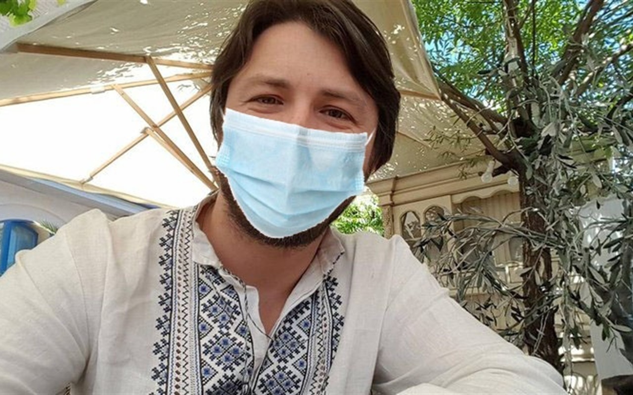 Вгадай знаменитість у масці
