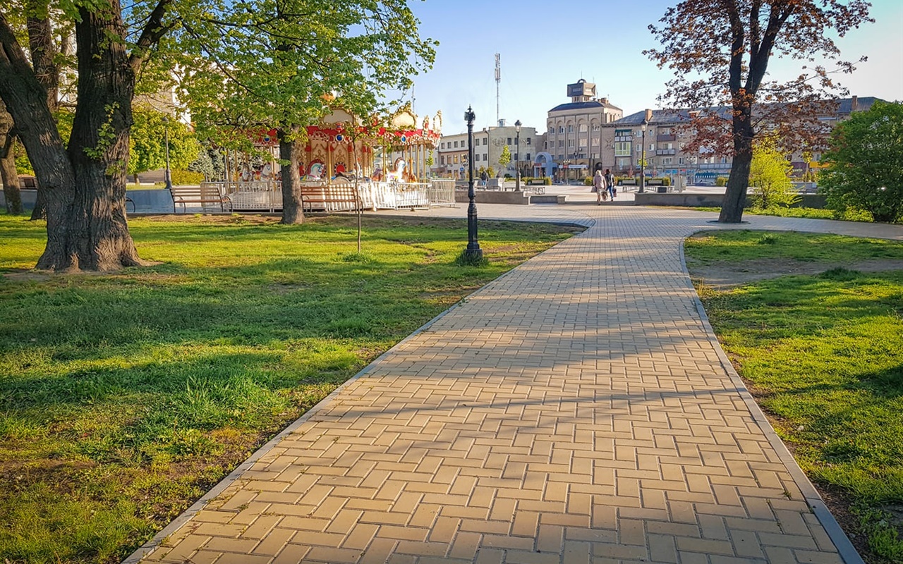 Щось тут не так — чого не вистачає на фото