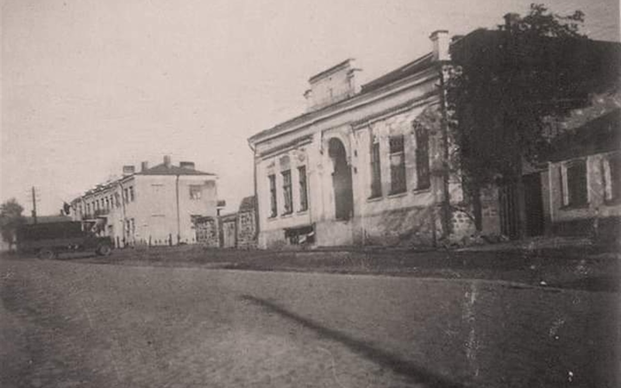 Місто змінилося, але ж ми впізнаємо кожен куточок?