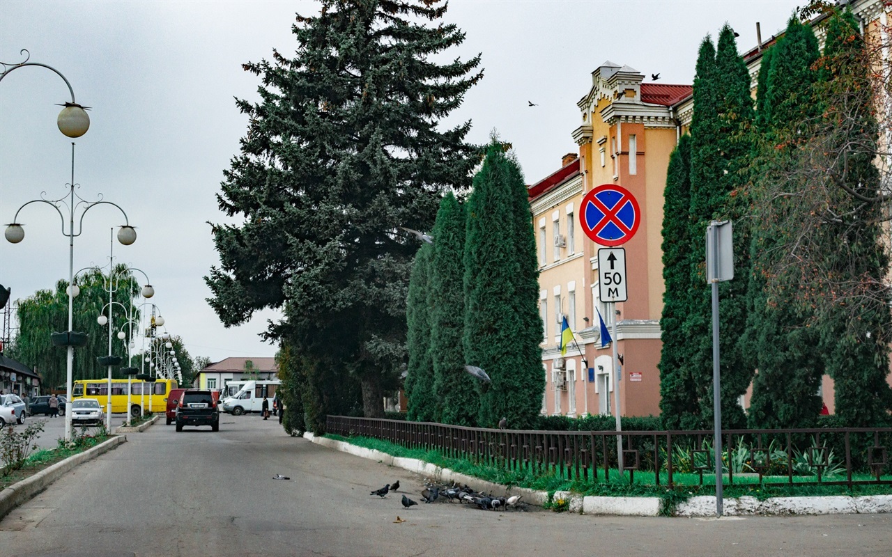 Автомобільними дорогами Жмеринки: пройдіть 10 запитань для водіїв