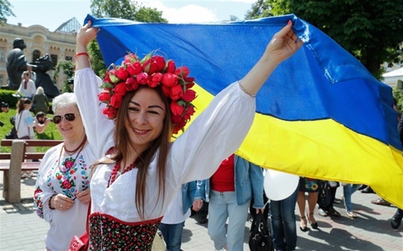 Тест до Дня української писемності: відгадайте 12 запитань і виграйте приз від Редакції