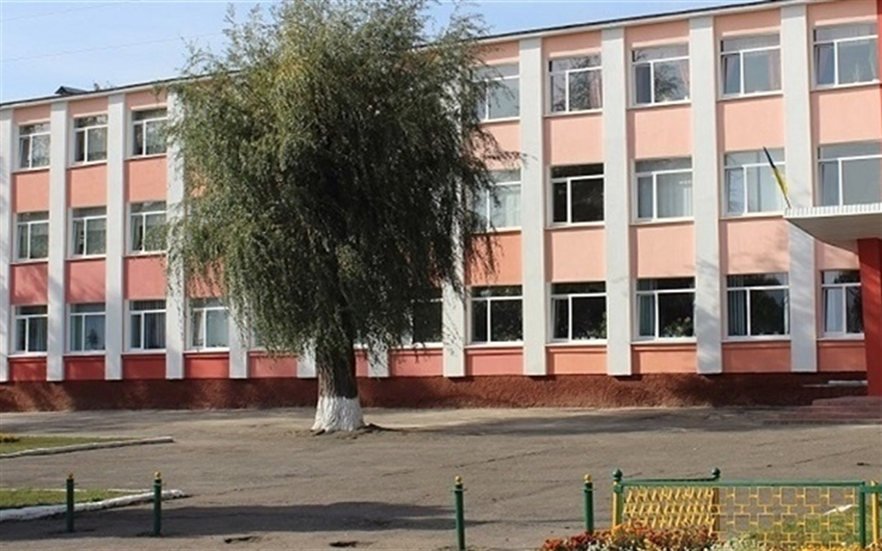 Депутати, старости та інші: тест для тих, хто цікавиться місцевою владою на Калинівщині
