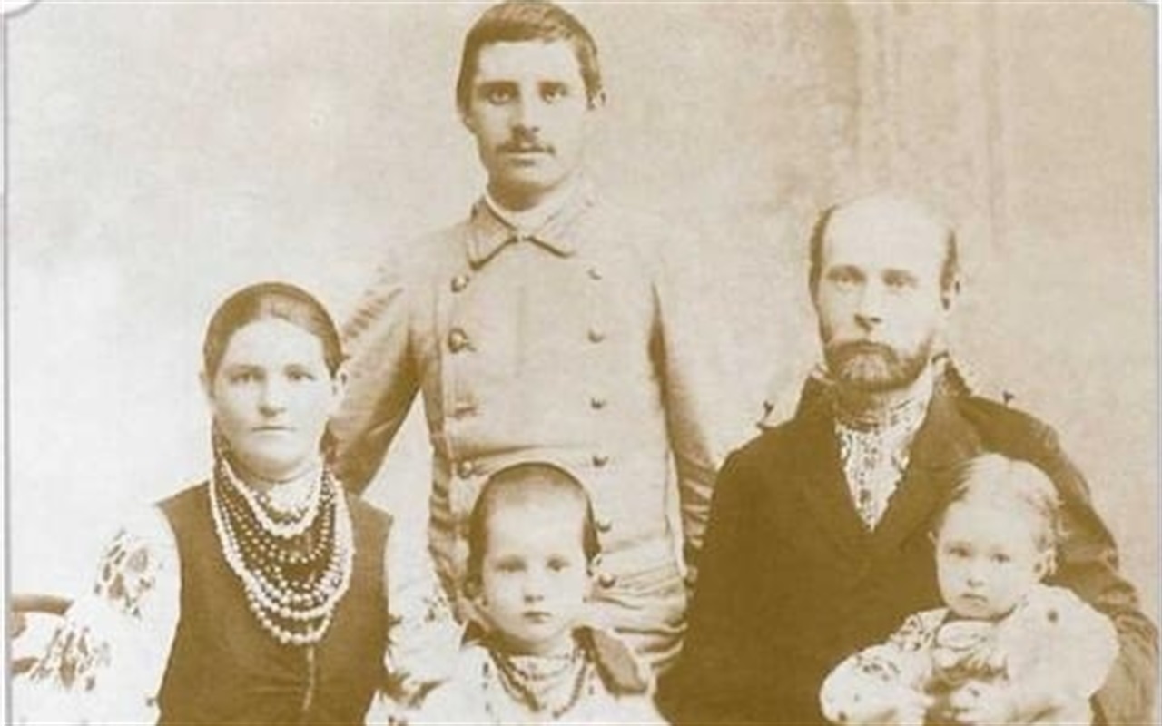Що ви знаєте про Лесю Українку?