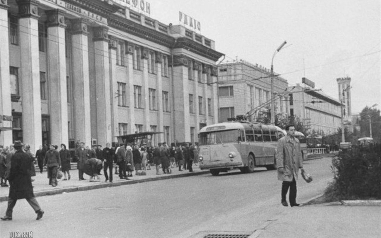 Чи впізнаєте ви місця у Чернігові по старим світлинам
