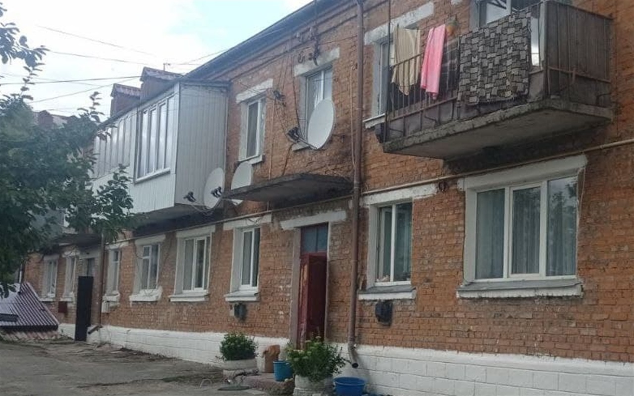 Де знаходяться будівлі?