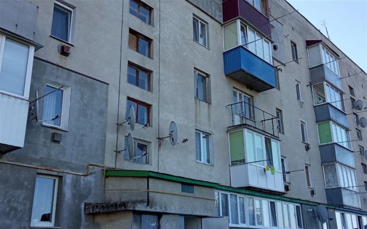 Де знаходяться будівлі?