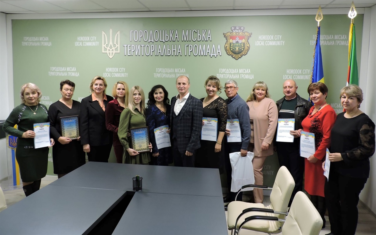 10 запитань до Всеукраїнського дня працівників культури та аматорів народного мистецтва