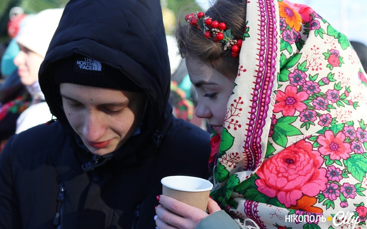 Вгадайте святкову подію або захід у Нікополі за фото