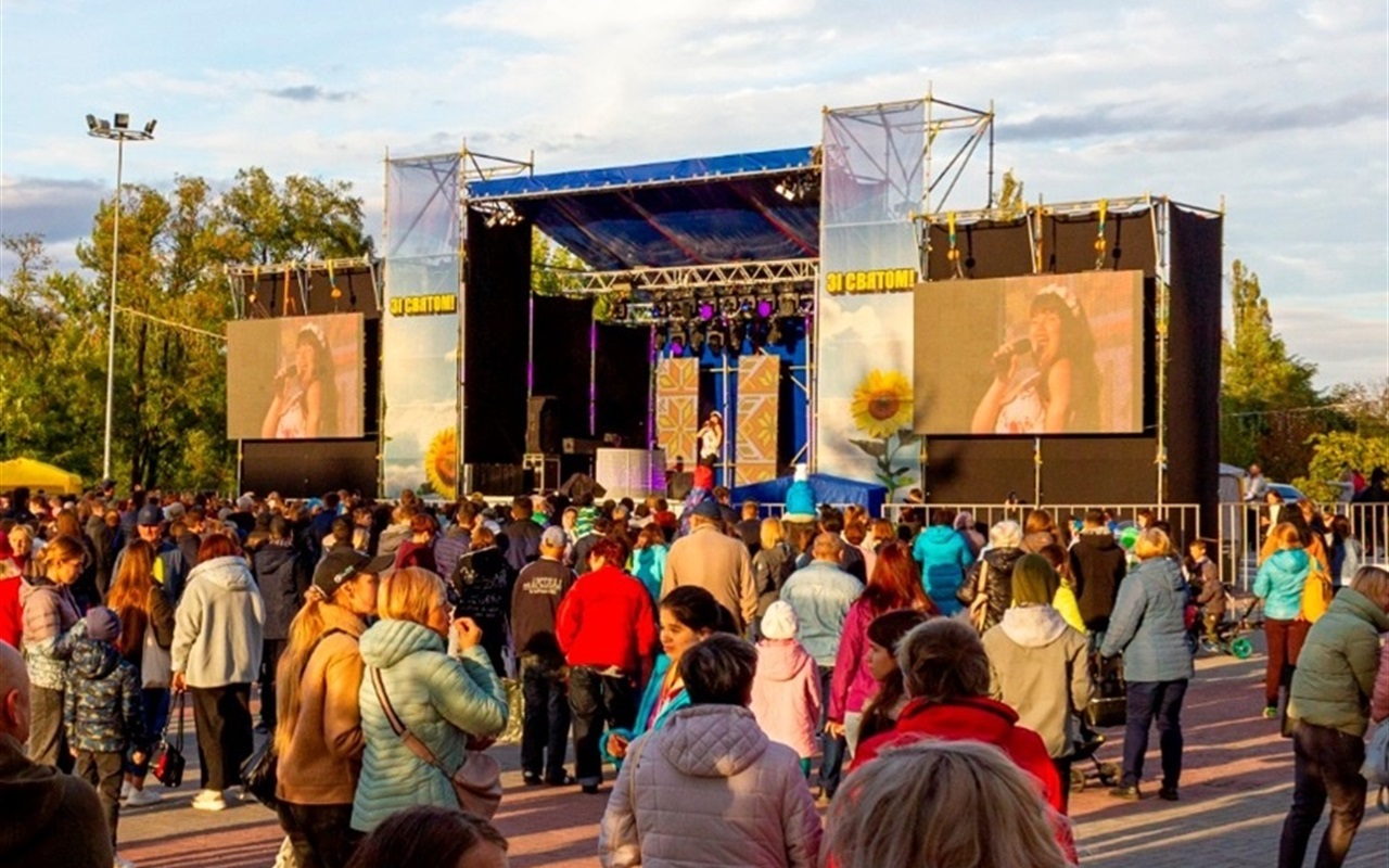 Нікополь в подіях: відгадайте за фрагментом фото захід або подію, які відбулися у місті