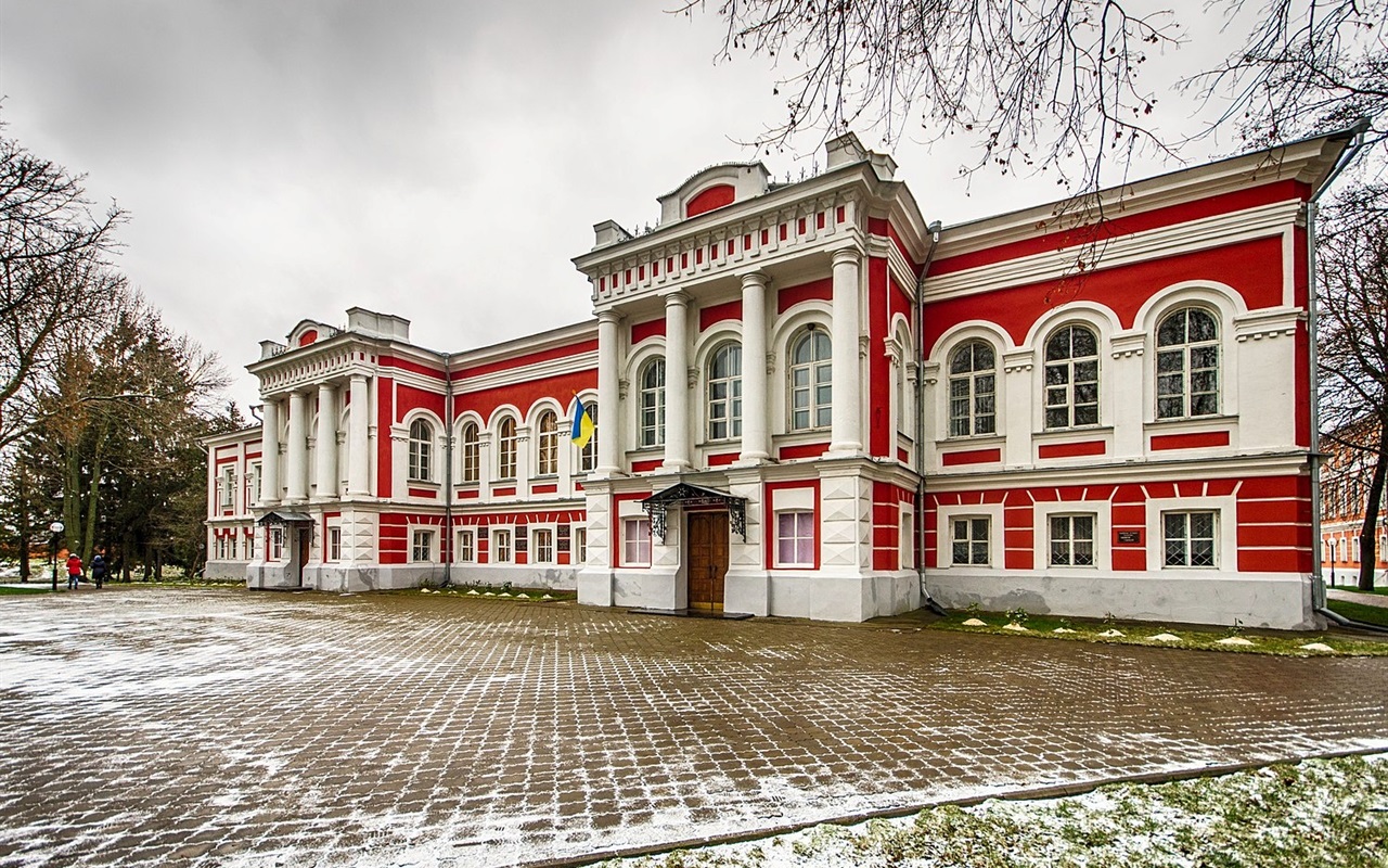 Перевірте, як добре ви знаєте історію Глухівського національного педігогічного університету імені Олександра Довженка!