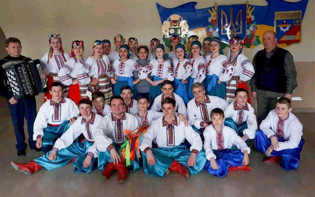 10 запитань про аматорів сцени