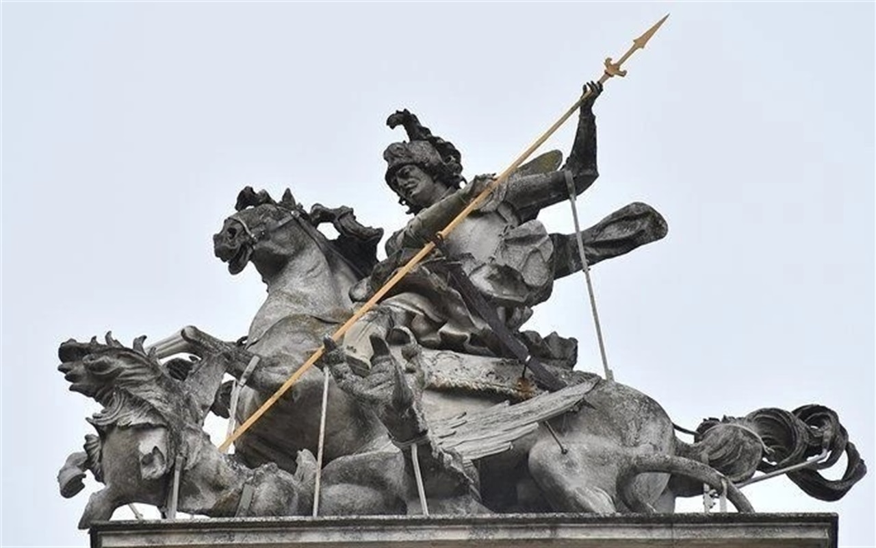 Що ви знаєте про Святого Юрія, на честь якого назвали найвпізнаваніший храм Дрогобича?