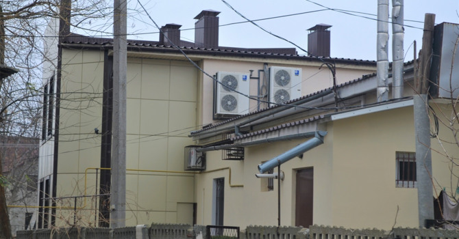 Вгадайте місцеві будівлі зі спини 
