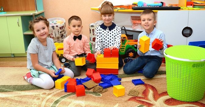 Упізнай населений пункт у Калинівському районі за фото дитячого садка