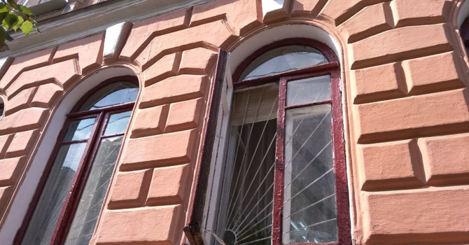 Вгадай будівлю Умані за фото архітектурного фрагменту